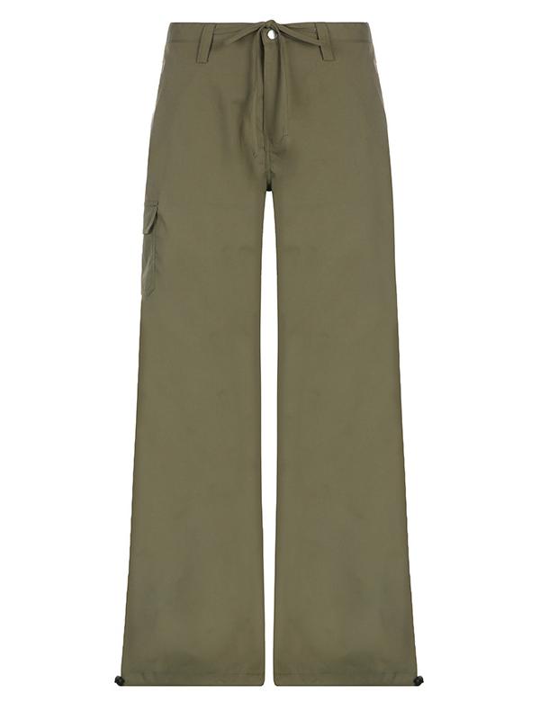 Green cargo trousers with straight legs and pockets