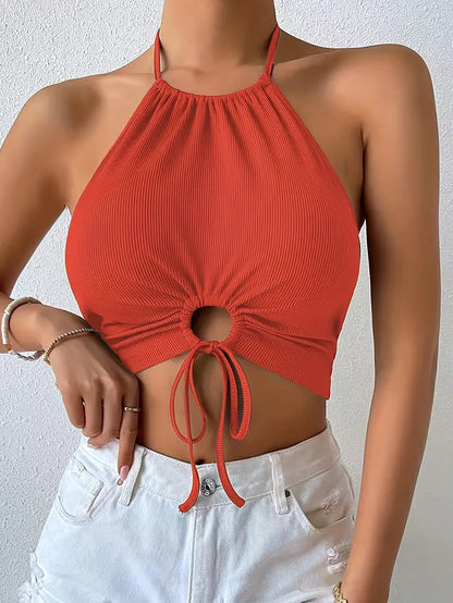 Camiseta sin mangas con cuello halter, espalda descubierta y lazo en forma de aro en color rojo Y2K 