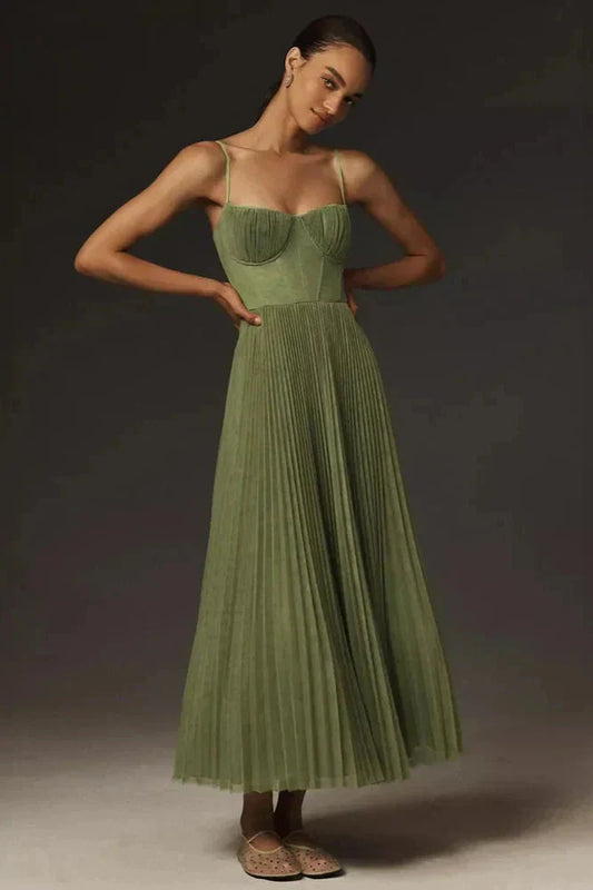 Party Pleated Fit Dress | Midi