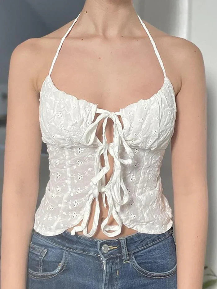 Top corto vintage con cuello halter y lazo en la parte delantera con bordado floral