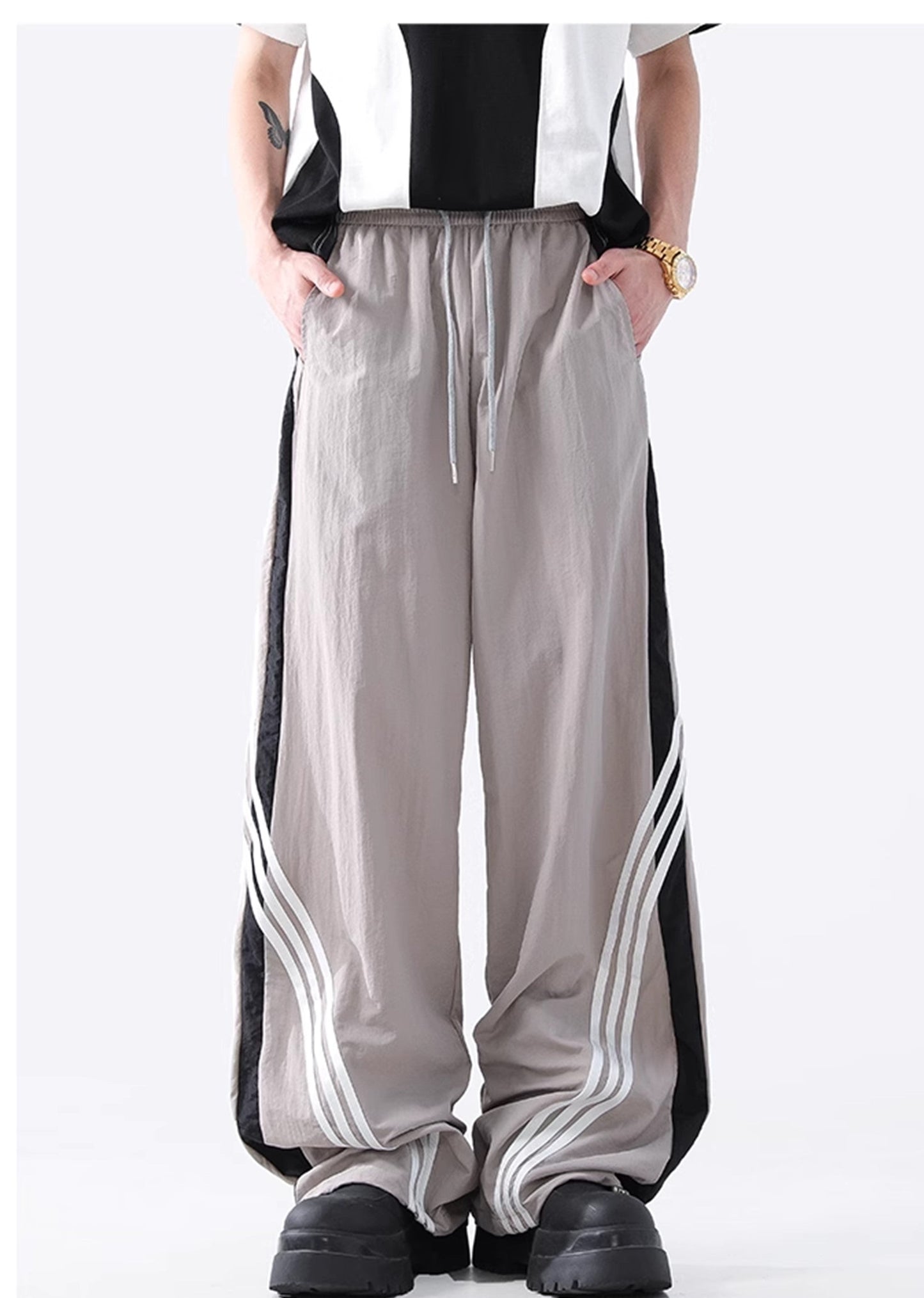 Monotone Retro Sport Strip Wide Natural Pants