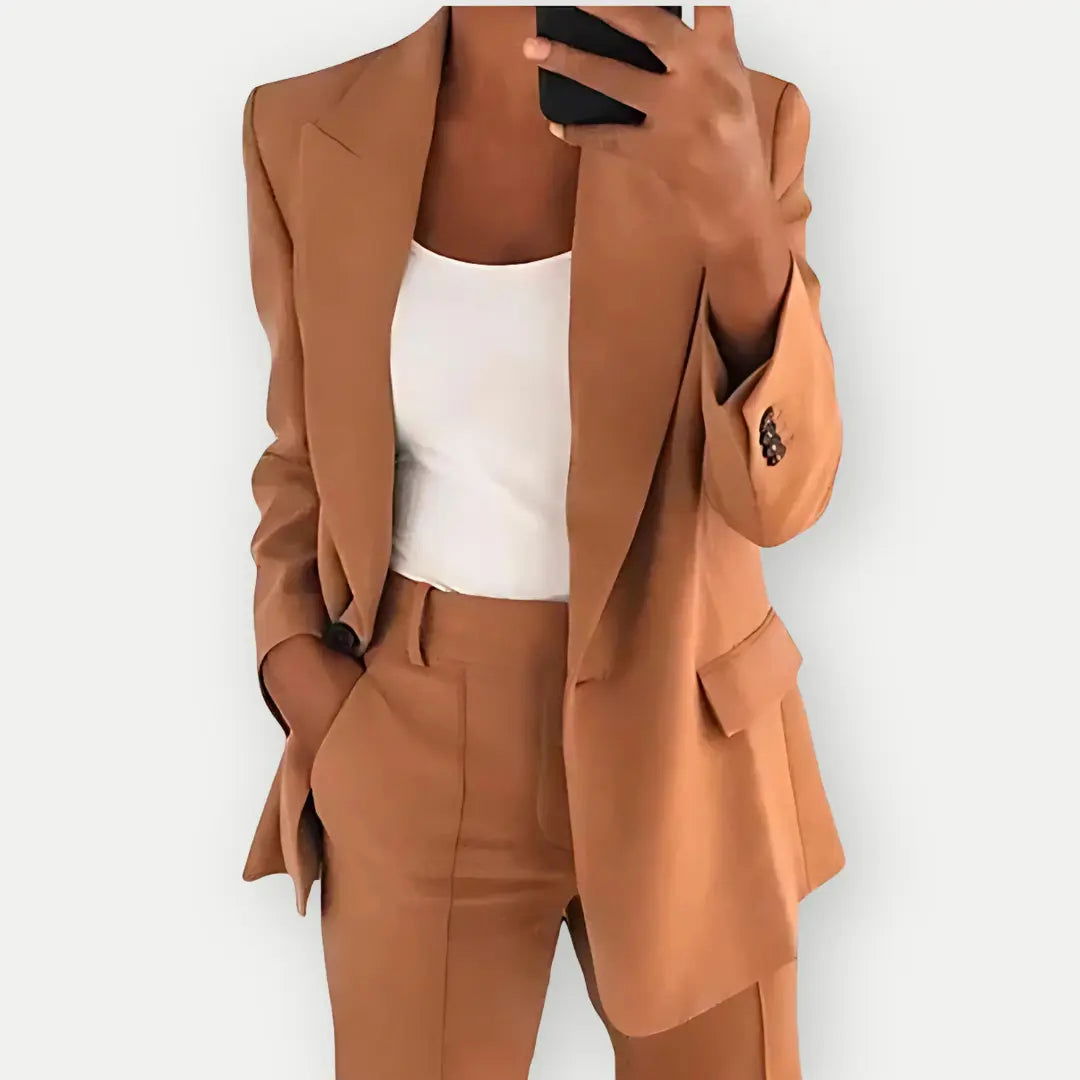 Women’s Twin Suit | Modern
