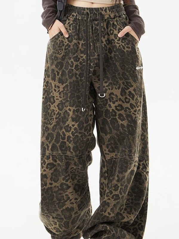 Pantalones de carga de leopardo punk con cordero