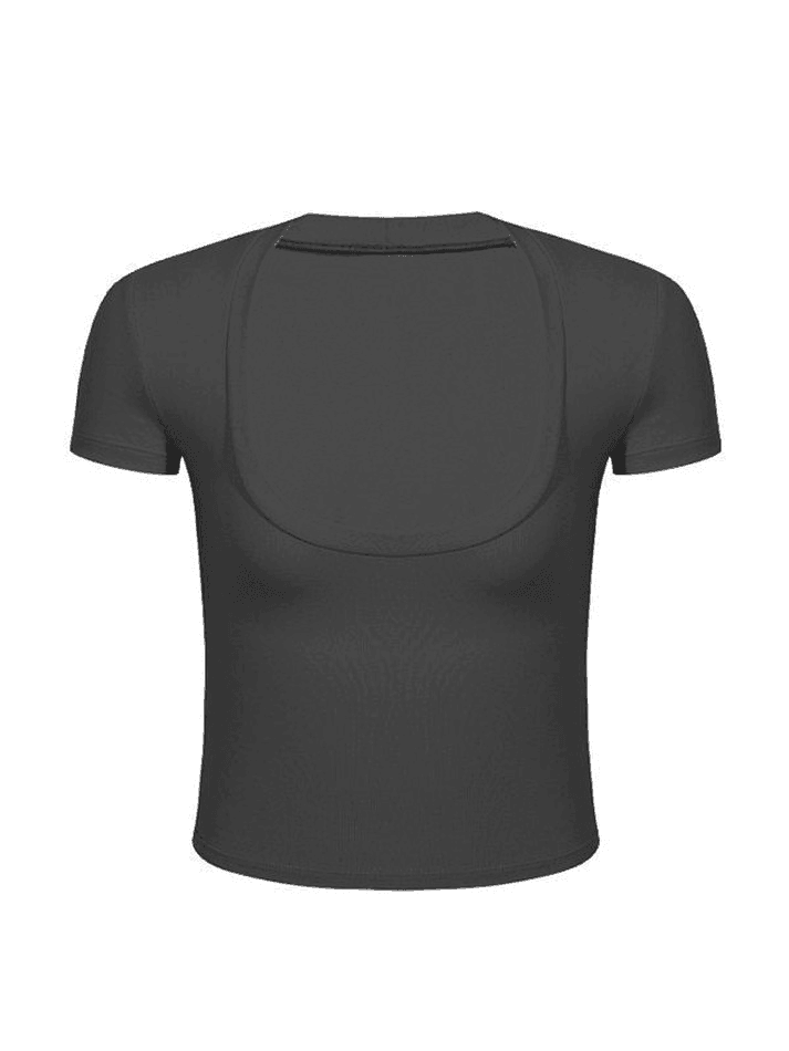 Tee de cultivo básico de gris oscuro con tu cuello