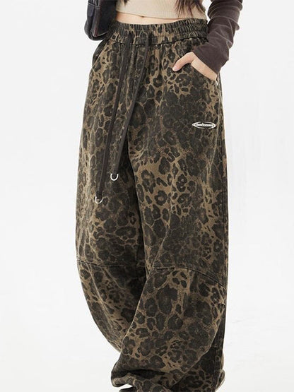 Pantalones de carga de leopardo punk con cordero