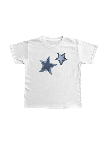 Camiseta de manga corta con estampado de estrellas Y2K en color blanco