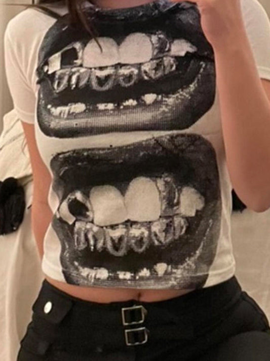 Camiseta punk de manga corta con estampado de dientes