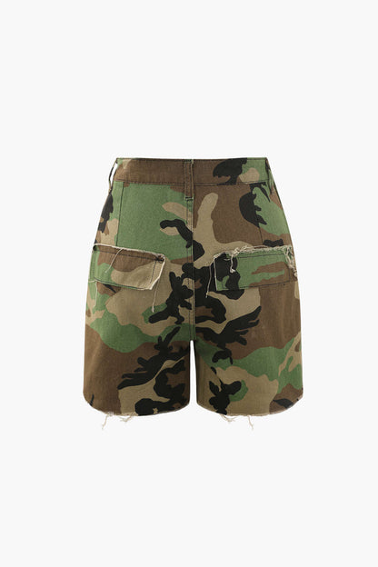 CAMO retro destruyó los pantalones cortos de carga atados