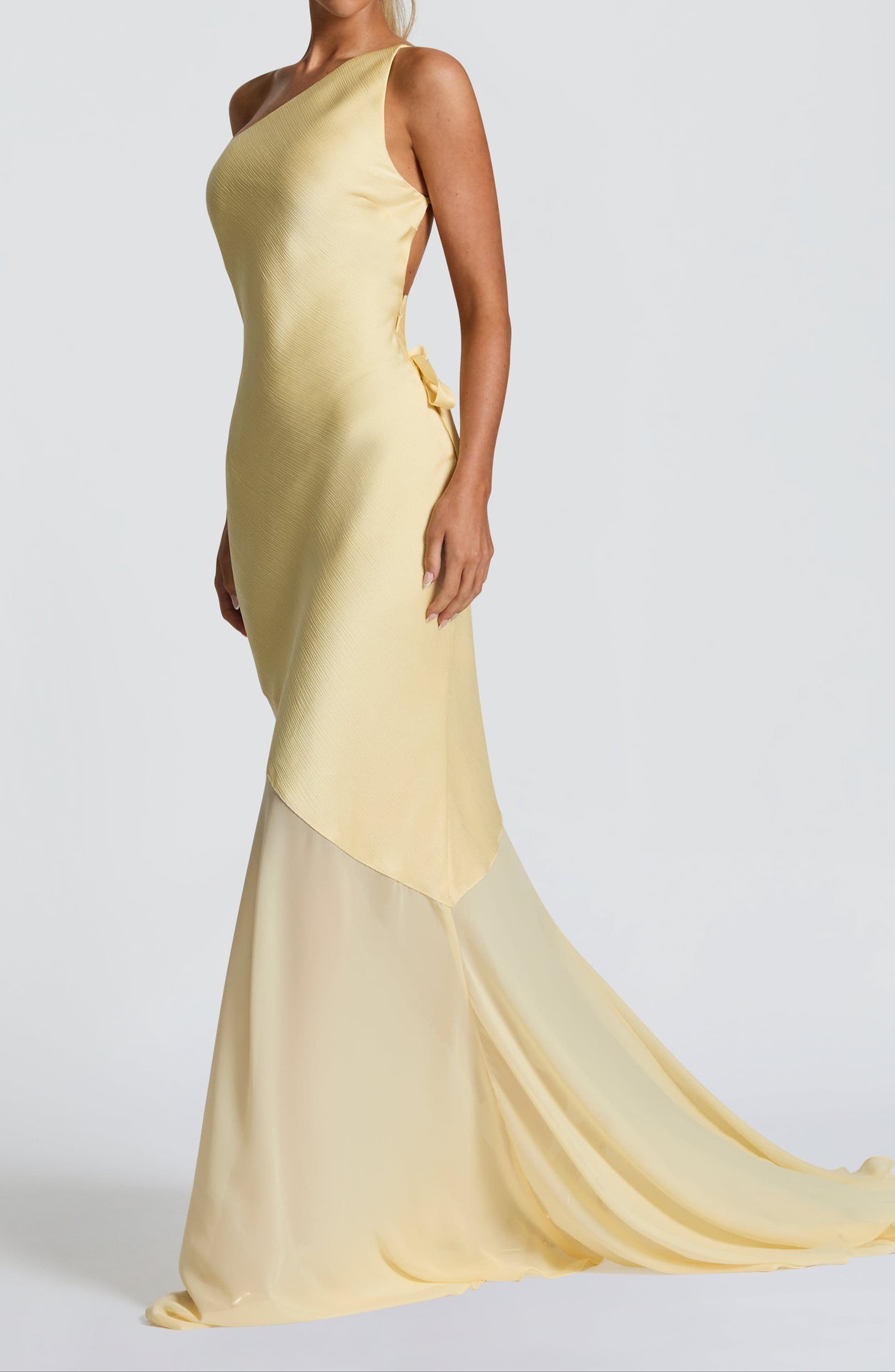 Cameo Gown - Lemon