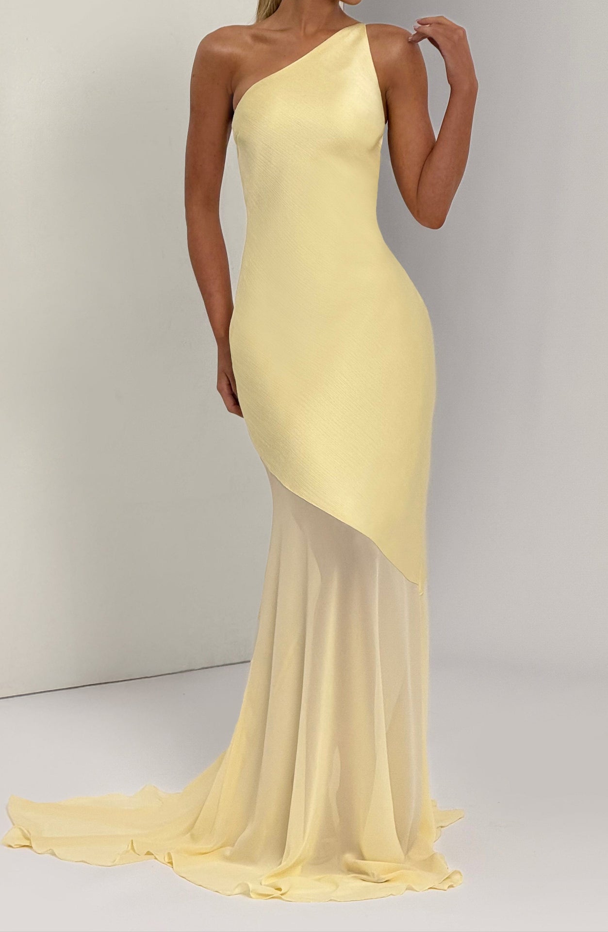 Cameo Gown - Lemon
