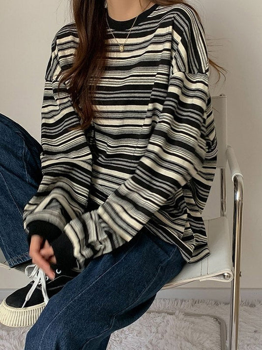 Vintage Round Neck Oversized Sweater with Stripes