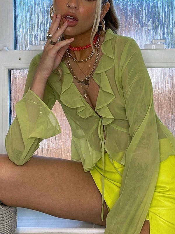 Blusa corta de manga larga con volante y malla transparente verde