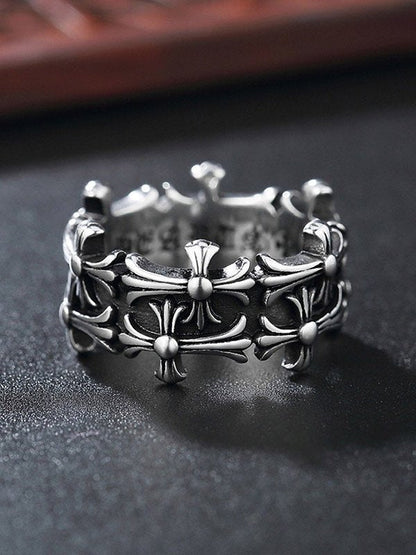 Anillo de puño con cruz grabada de estilo gótico punk oscuro