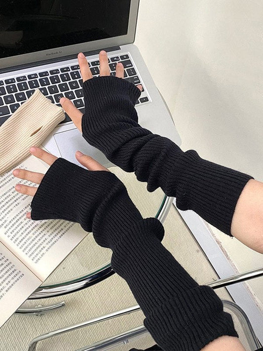 Black Ribbed Knit Gloves with Thumb Hole