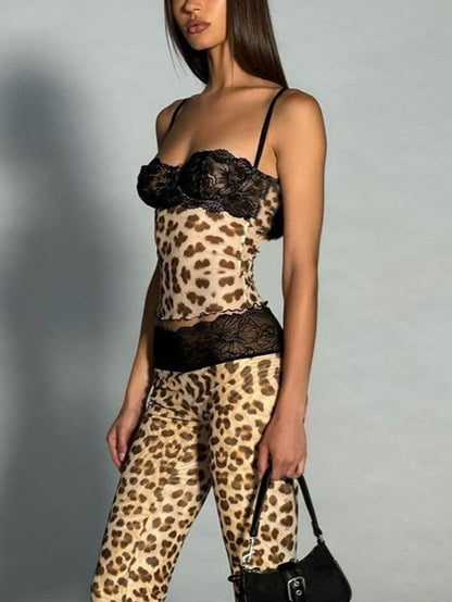 Camisola de malla con retazos de encaje y estampado de leopardo vintage