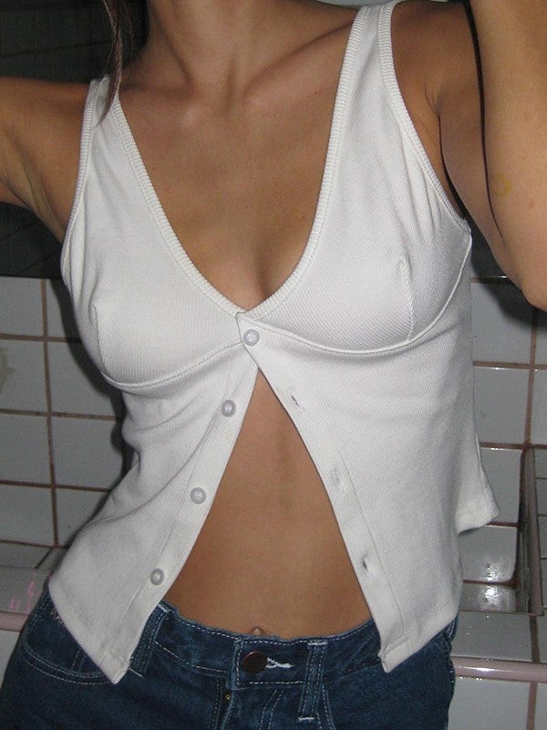 Camiseta sin mangas con botones y cuello en V estilo vintage en color blanco