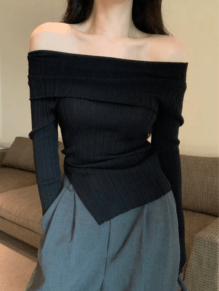 Off Shoulder Ribbed Knit Top with Split